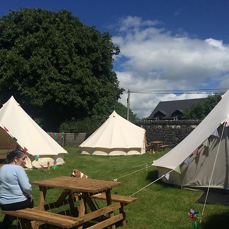 ホテル Cong Glamping エクステリア 写真