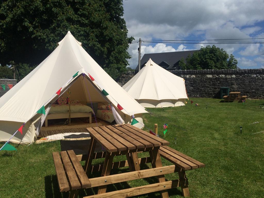 ホテル Cong Glamping エクステリア 写真