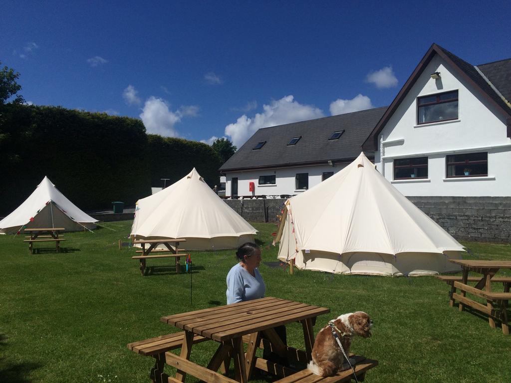 ホテル Cong Glamping エクステリア 写真