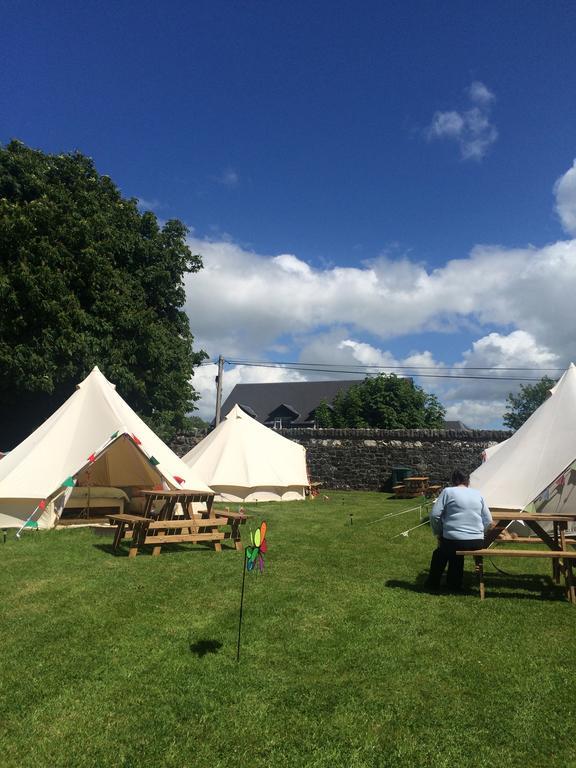ホテル Cong Glamping エクステリア 写真